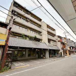 ** 旅館 ホテル近江屋 日本